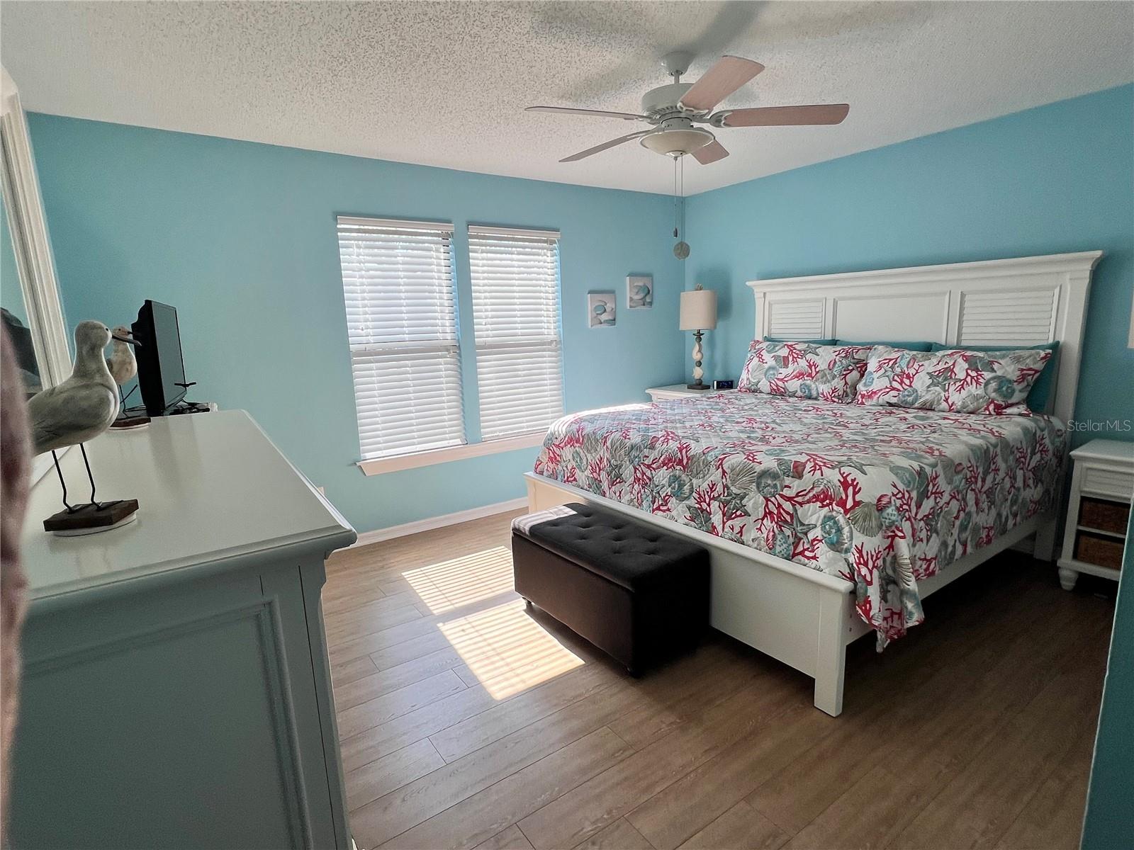 Image 8 of 44 For 4040 Crockers Lake Boulevard 1717