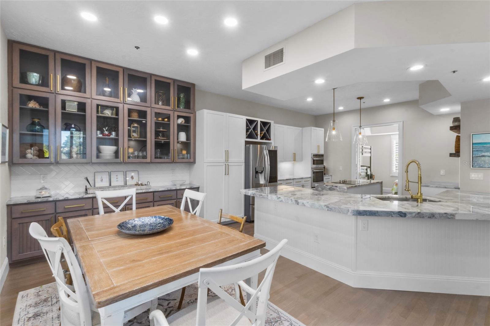 Image 15 of 53 For 515 Forest Way