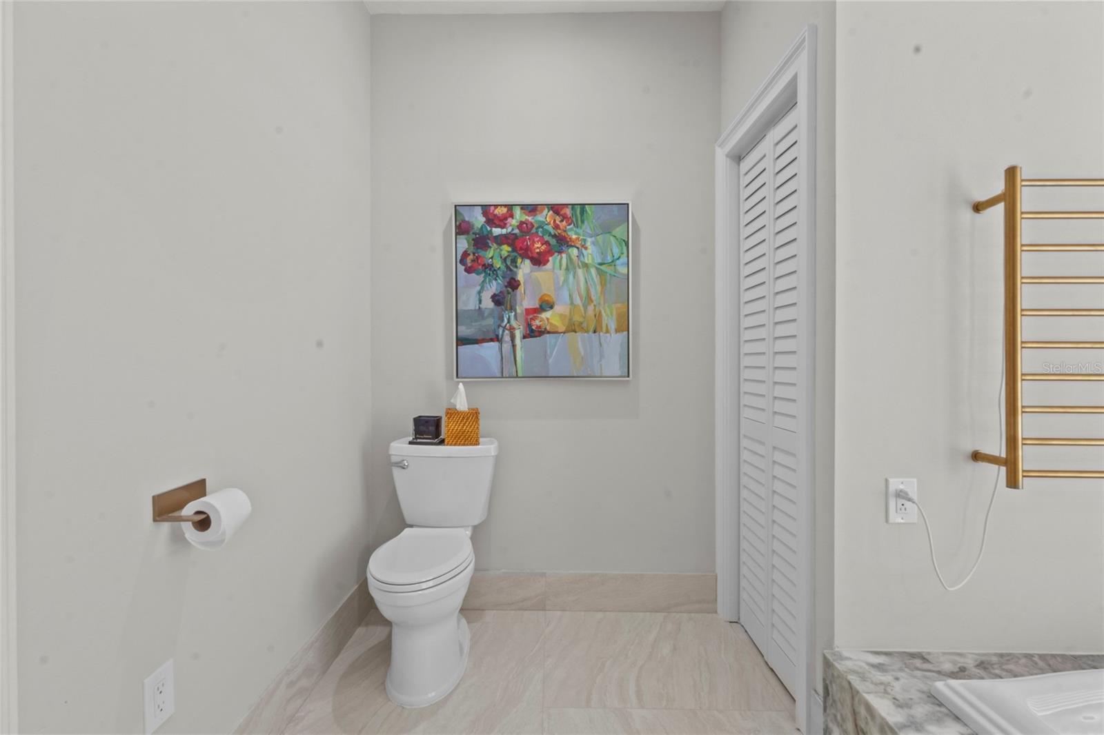 Image 26 of 53 For 515 Forest Way