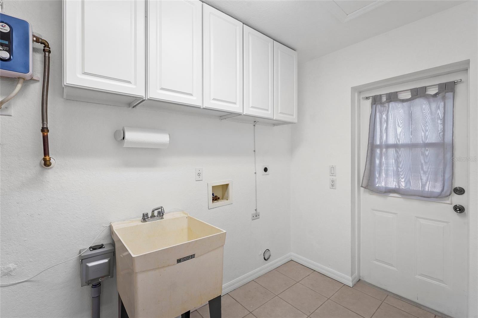 Image 37 of 43 For 23655 Jennings Road