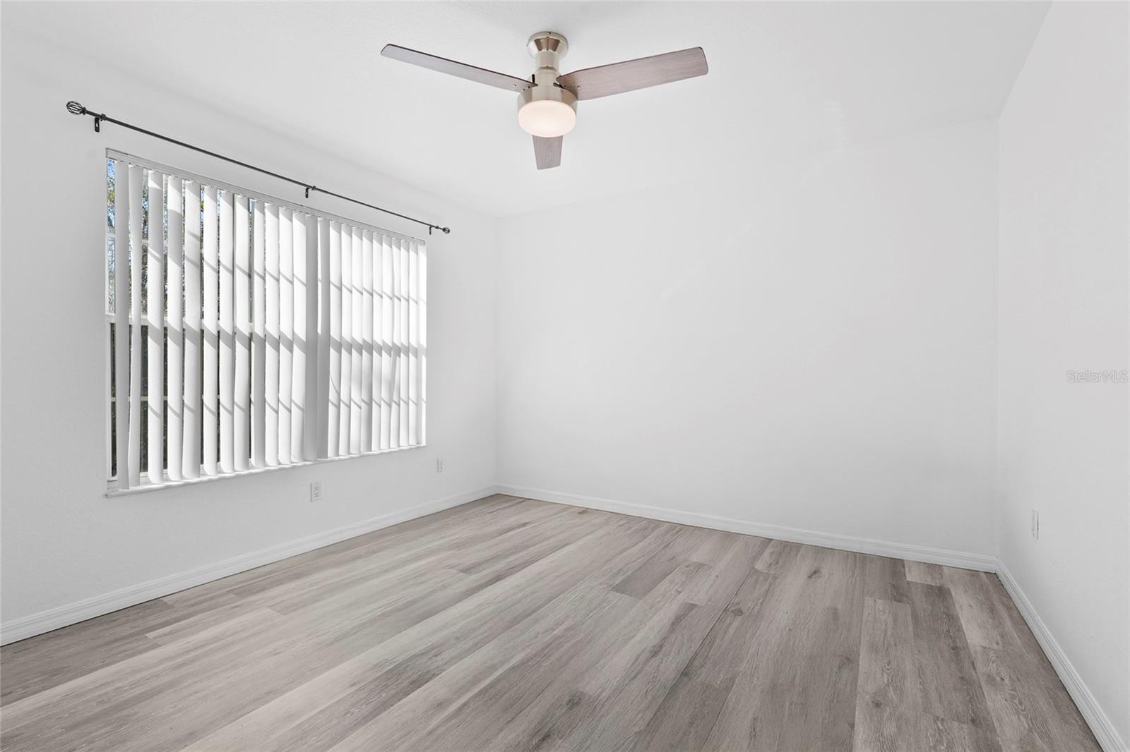 Image 41 of 43 For 23655 Jennings Road