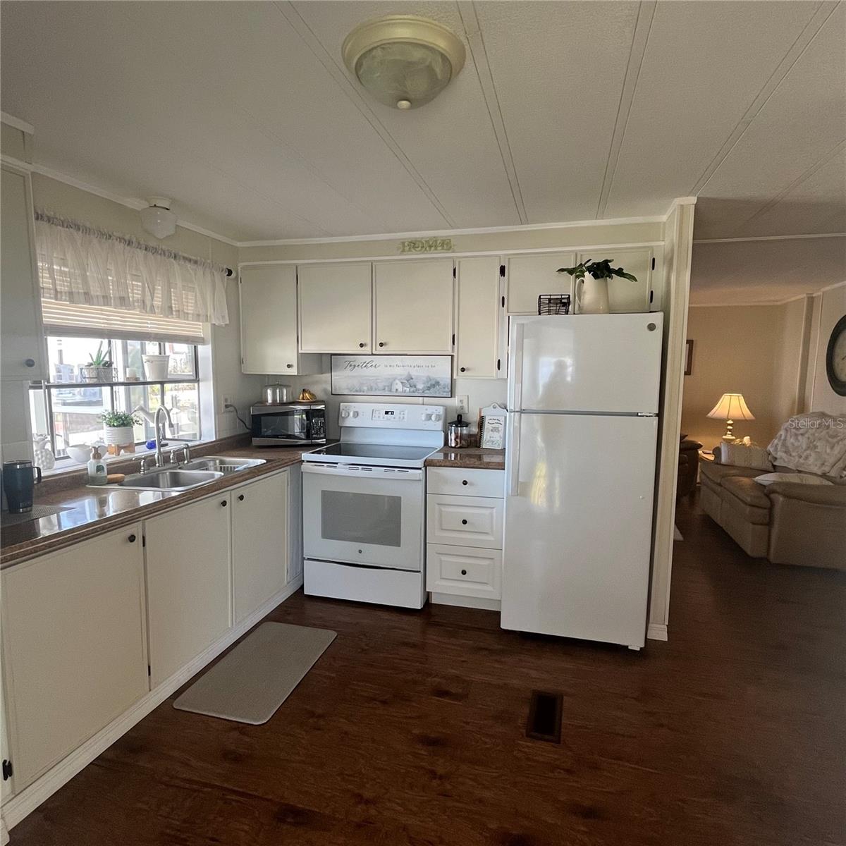 Image 12 of 29 For 808 53rd Avenue E 209