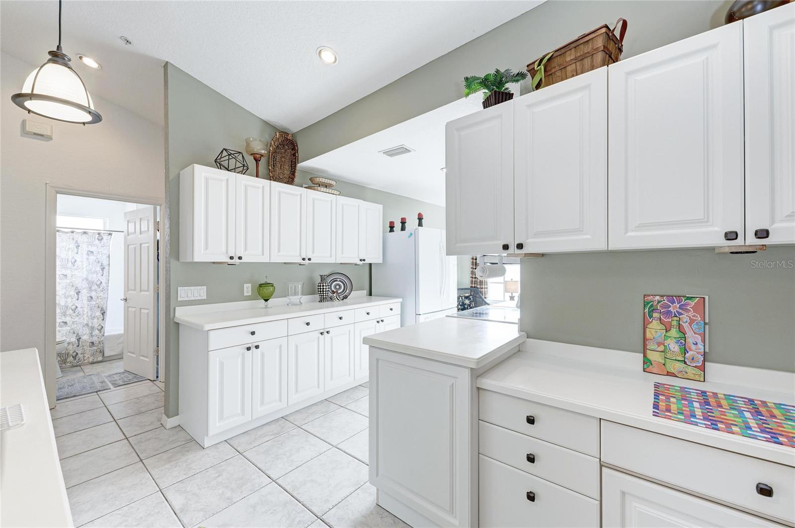 Image 14 of 75 For 6821 Fairview Terrace 6821