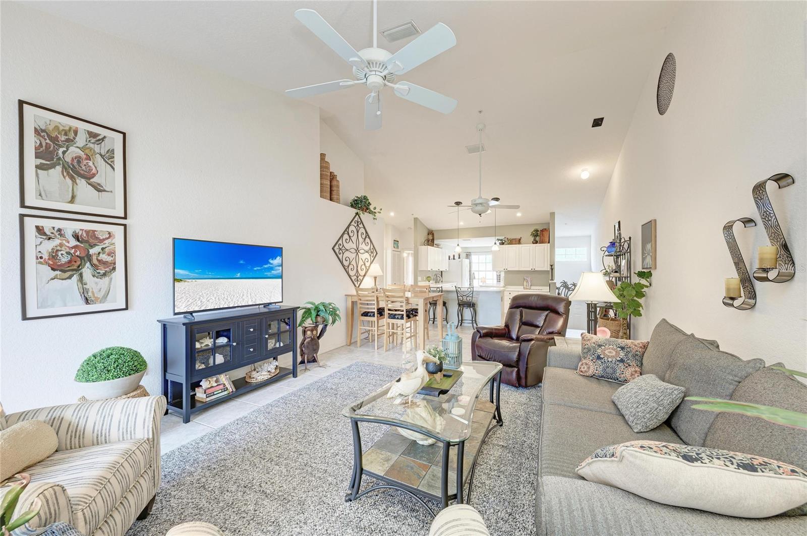 Image 19 of 75 For 6821 Fairview Terrace 6821