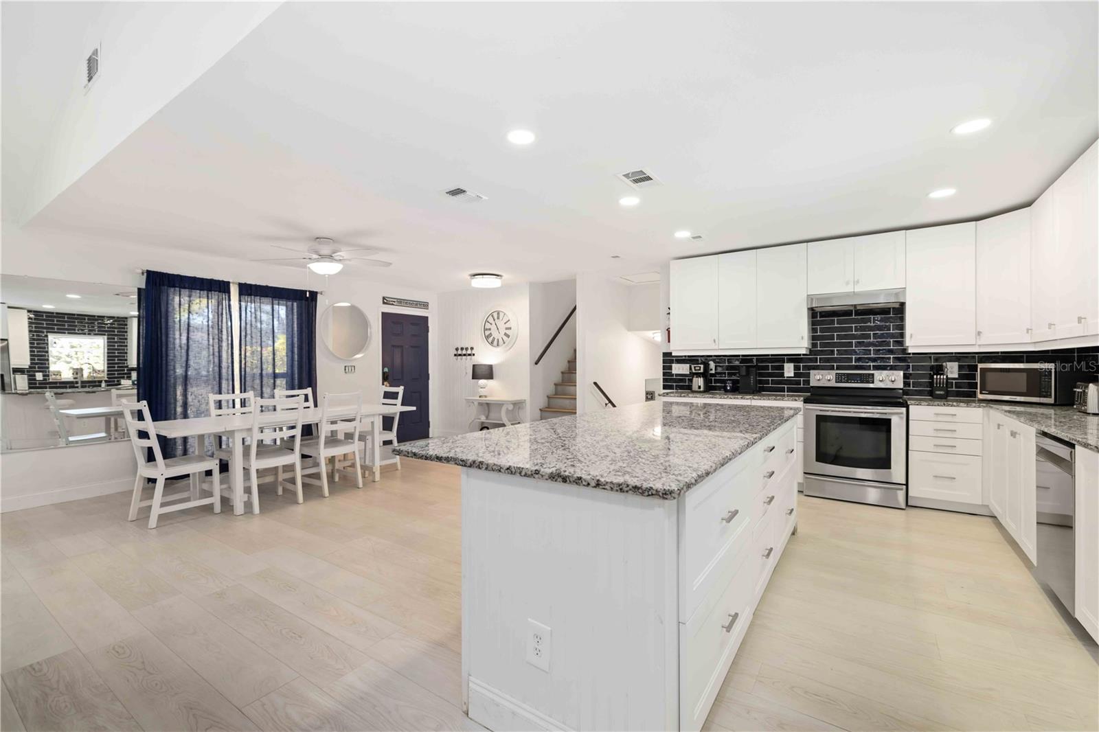 Image 10 of 42 For 8004 22nd Avenue W