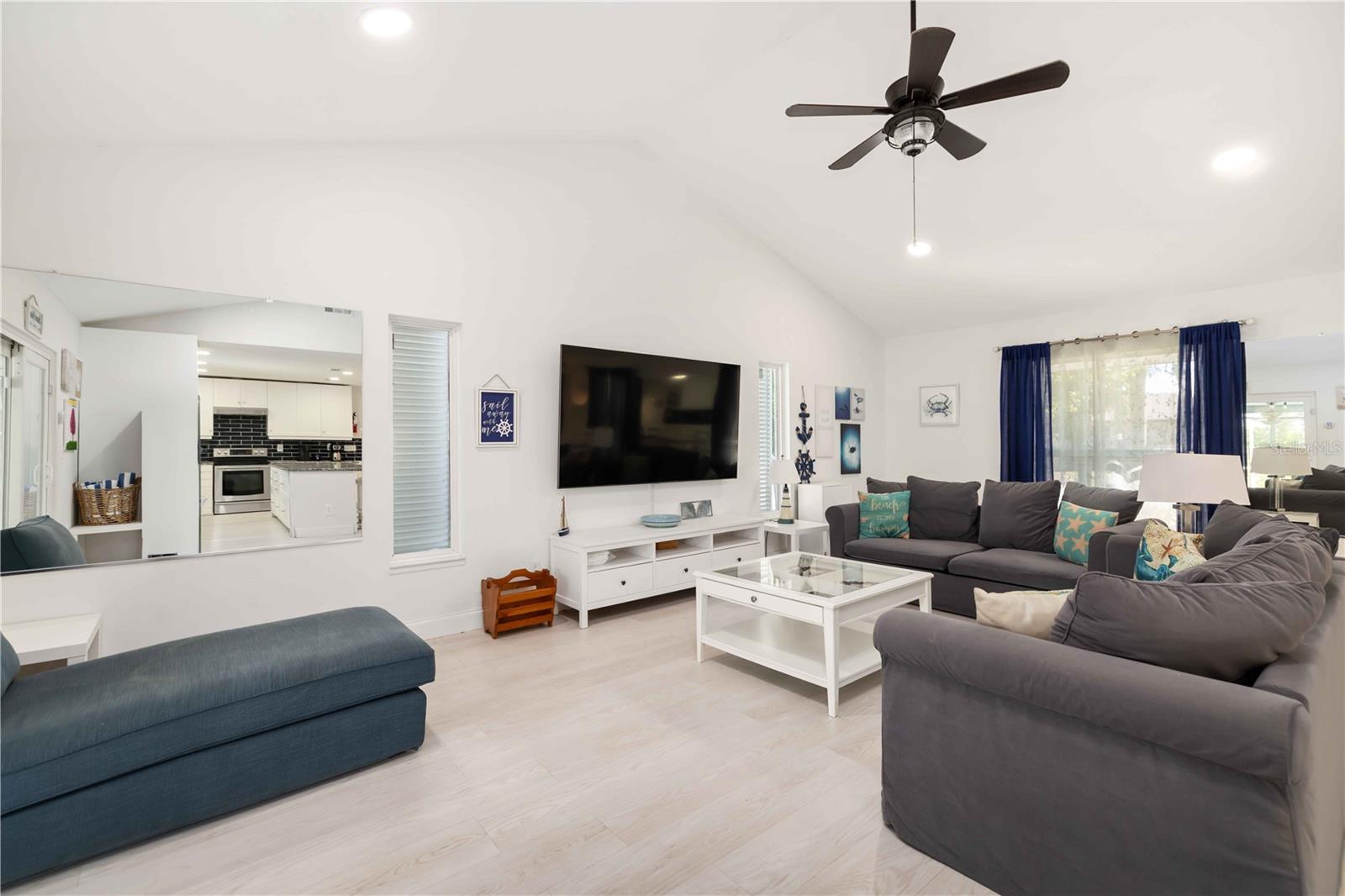 Image 13 of 42 For 8004 22nd Avenue W