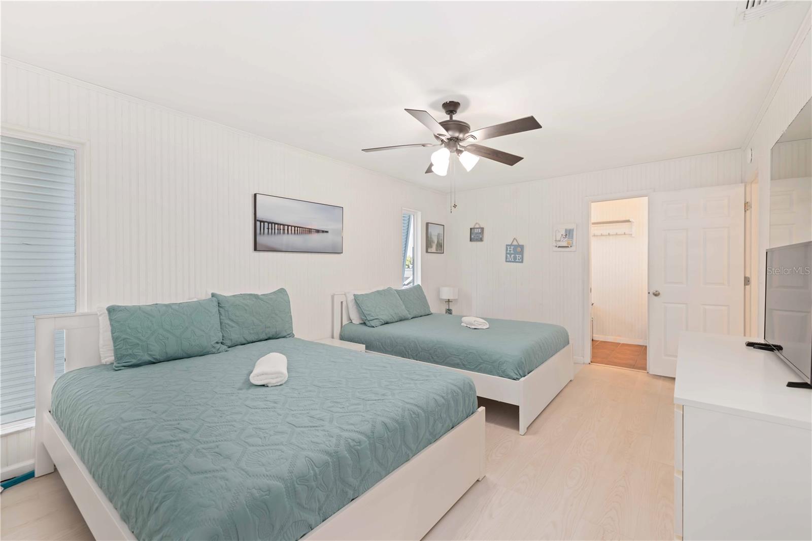 Image 15 of 42 For 8004 22nd Avenue W