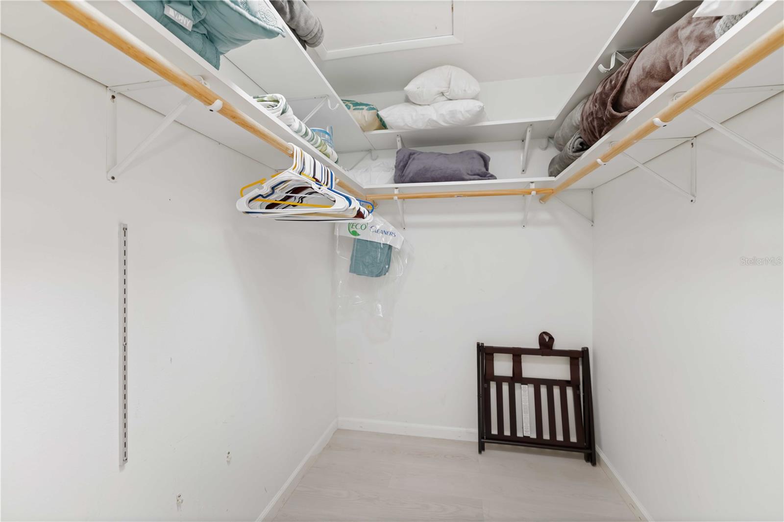 Image 17 of 42 For 8004 22nd Avenue W