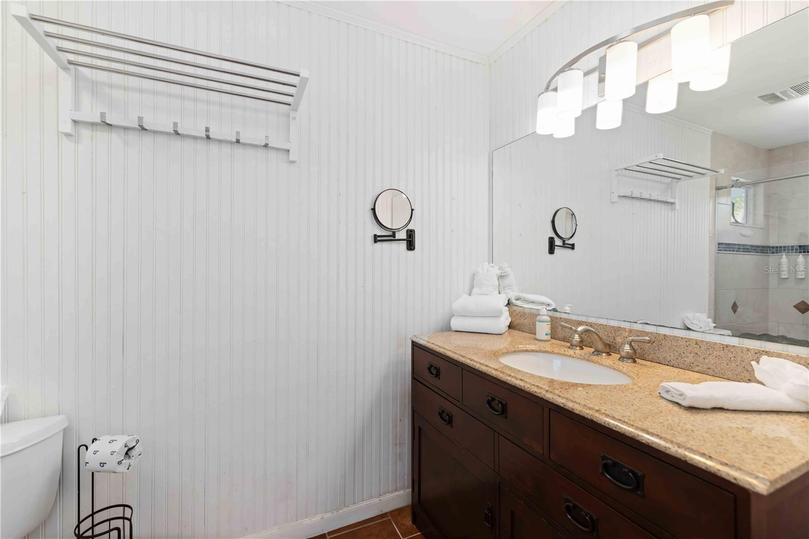 Image 18 of 42 For 8004 22nd Avenue W