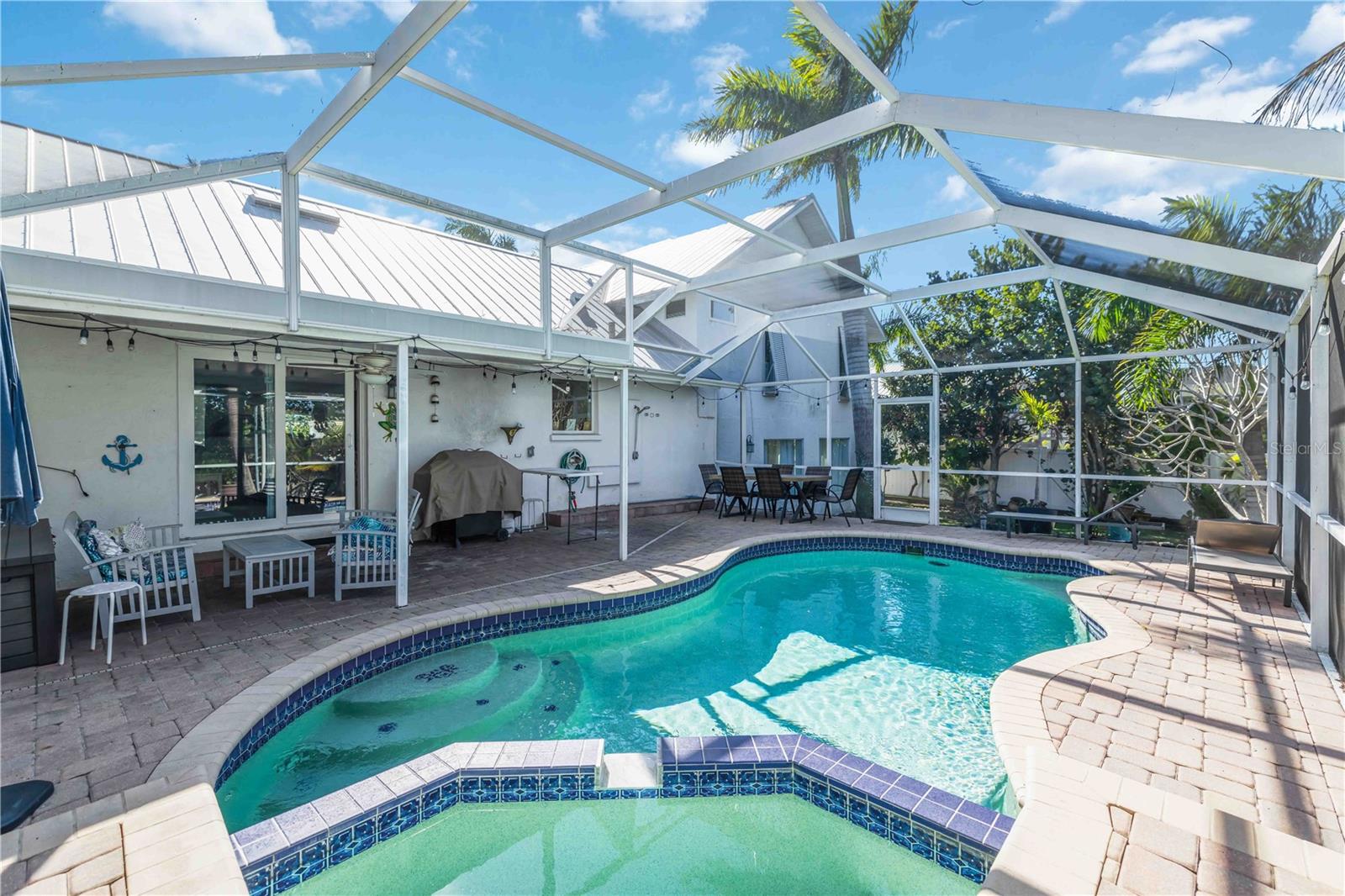 Image 30 of 42 For 8004 22nd Avenue W