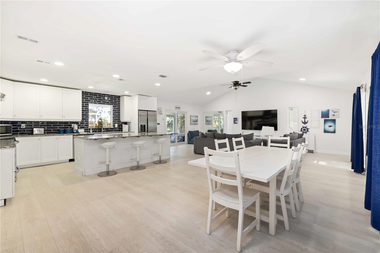 Image 5 of 42 For 8004 22nd Avenue W