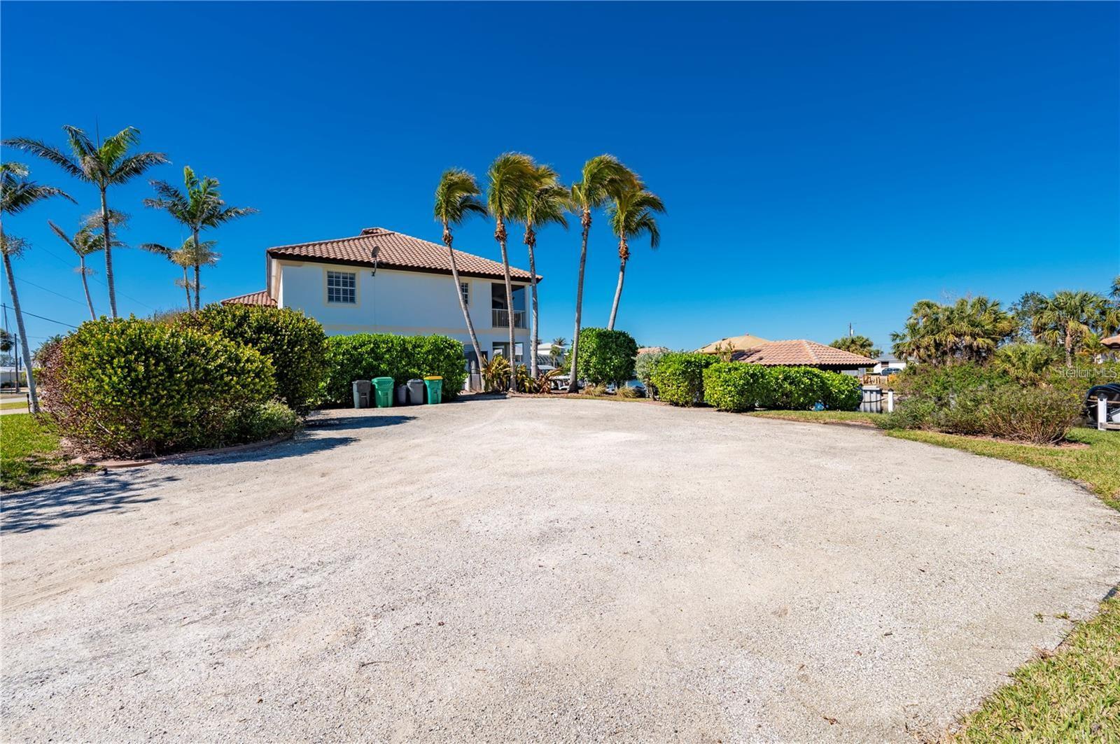 Image 5 of 9 For 24258 Treasure Island Boulevard