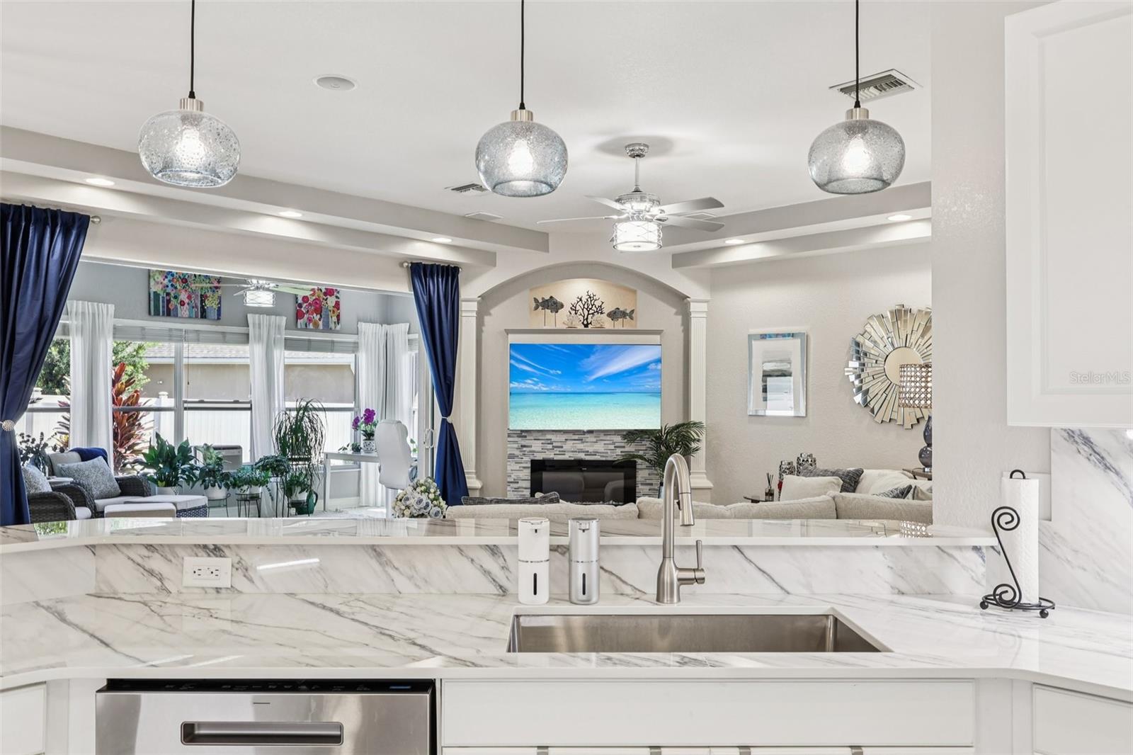 Image 16 of 59 For 1506 Auburn Oaks Boulevard