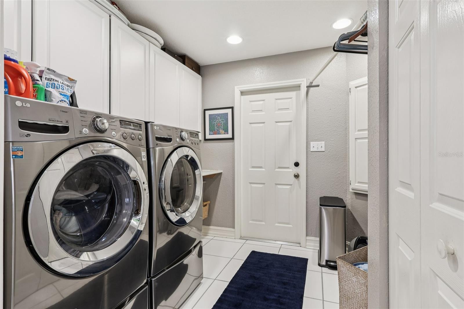 Image 17 of 59 For 1506 Auburn Oaks Boulevard