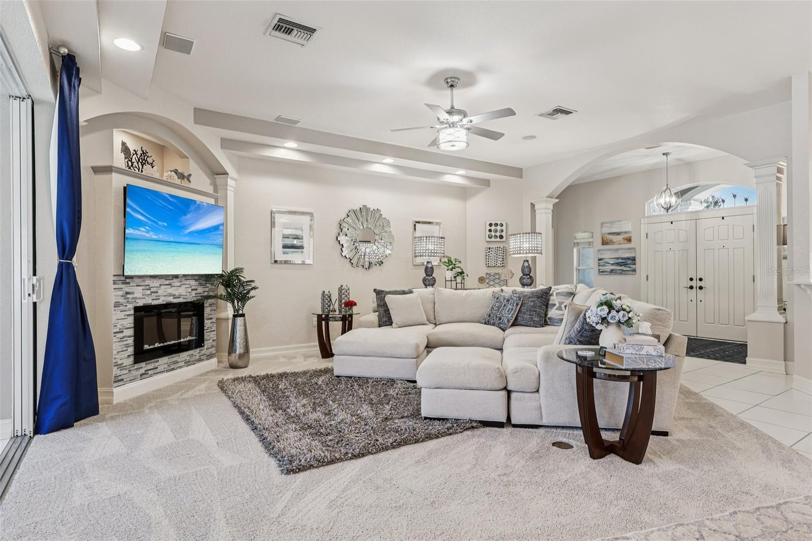 Image 7 of 59 For 1506 Auburn Oaks Boulevard