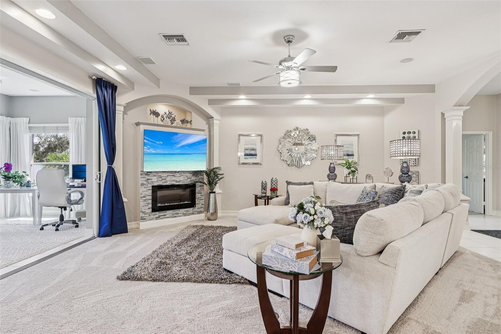 Image 8 of 59 For 1506 Auburn Oaks Boulevard