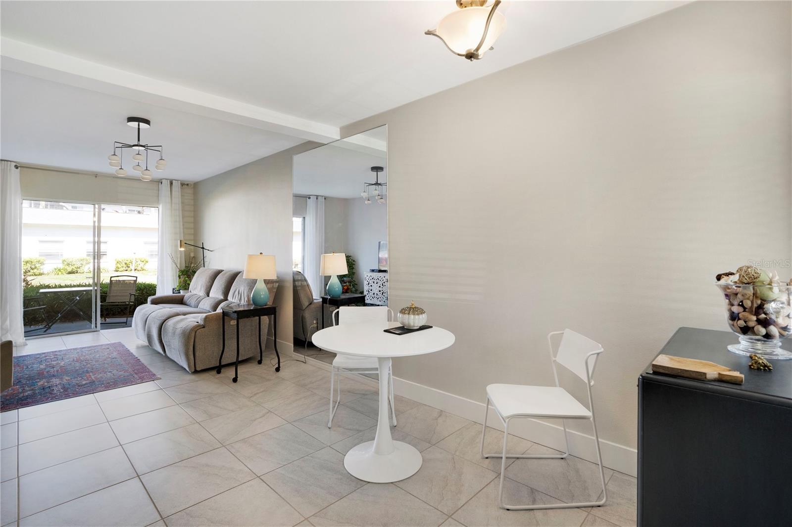 Image 16 of 34 For 2211 Sunset Drive E3