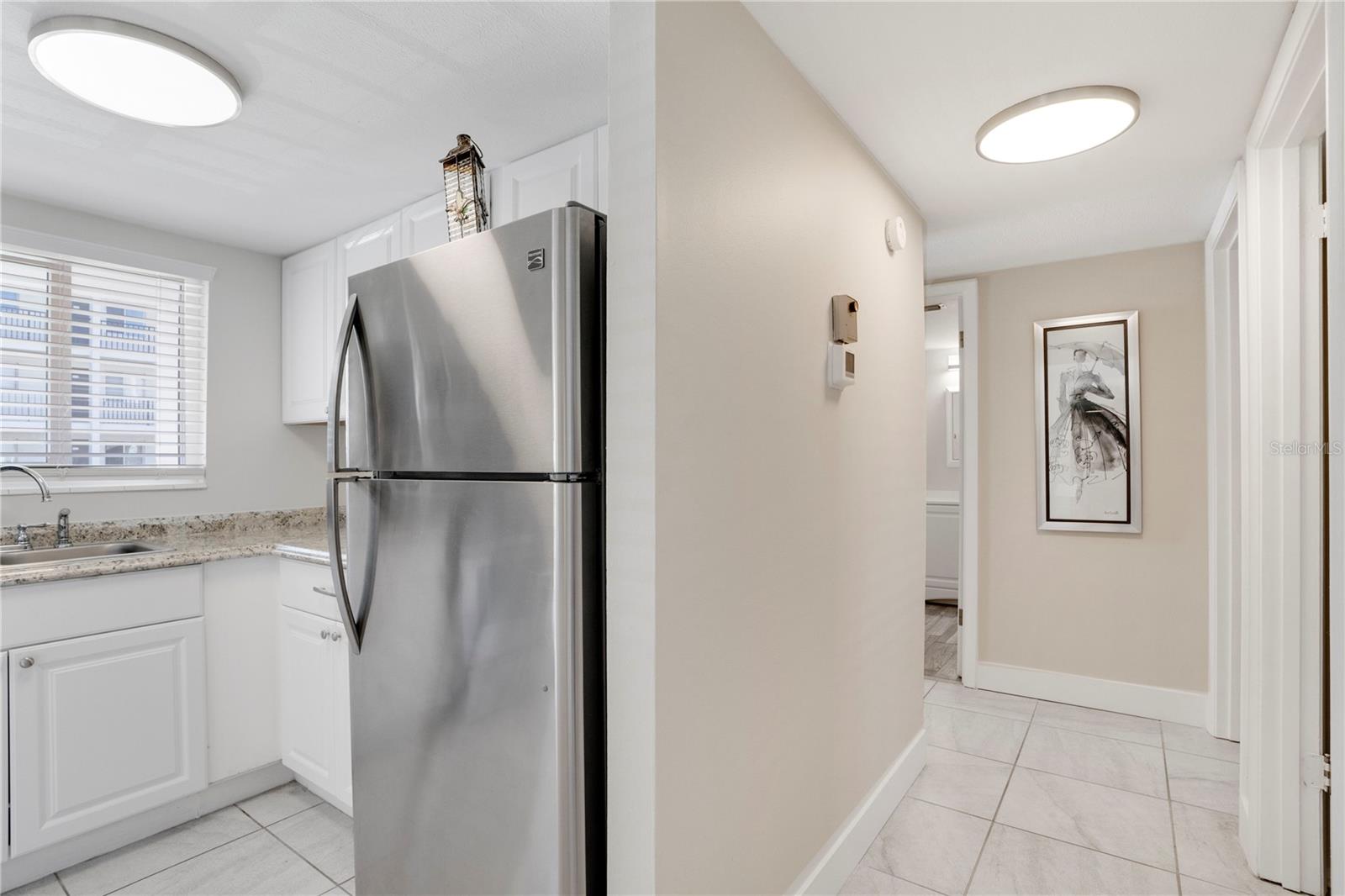 Image 18 of 34 For 2211 Sunset Drive E3