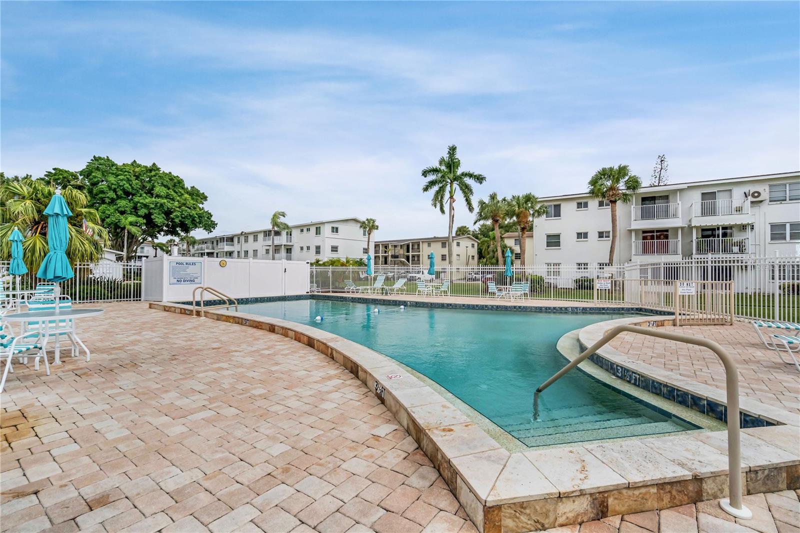 Image 34 of 34 For 2211 Sunset Drive E3