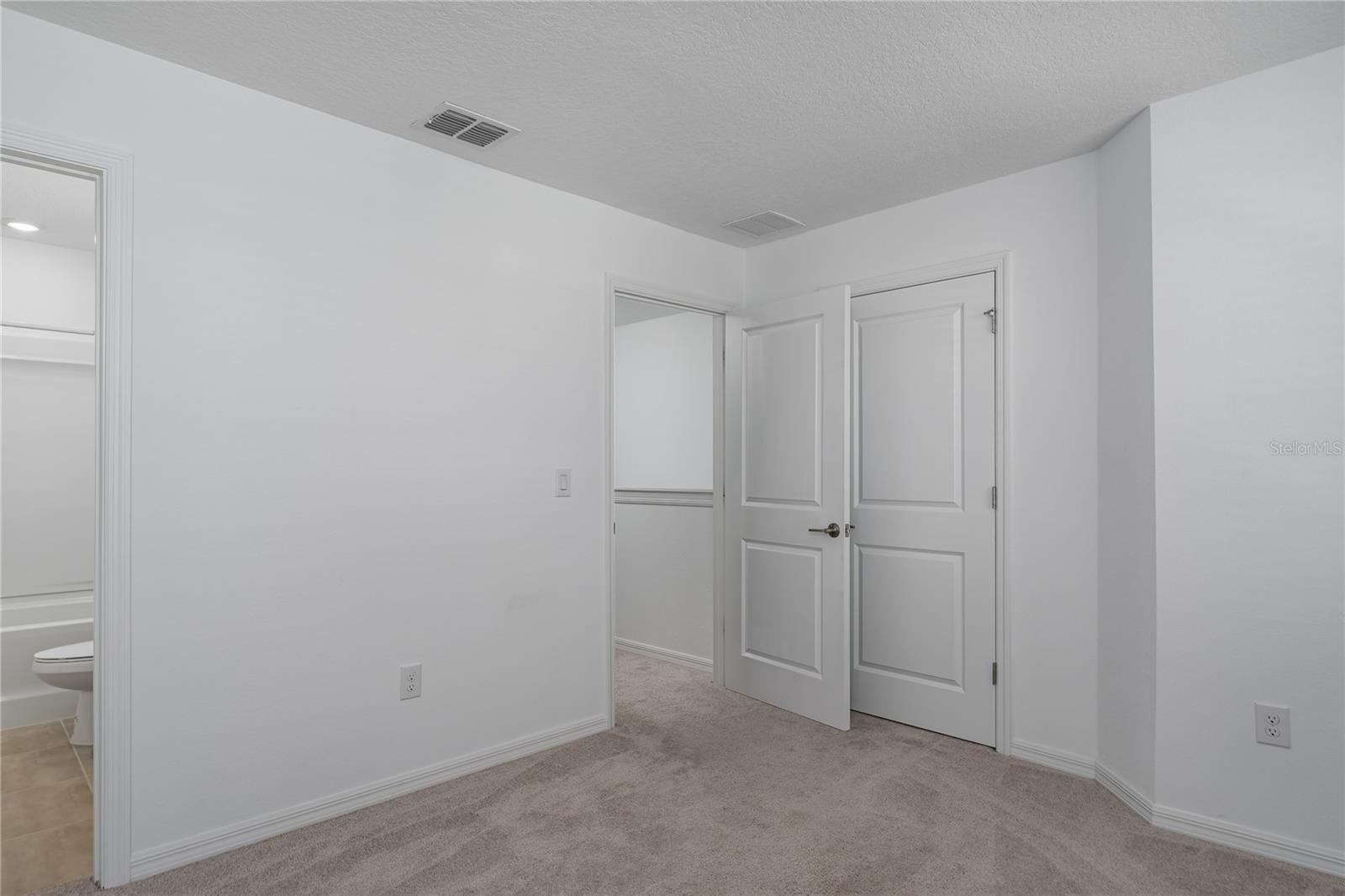 Image 12 of 31 For 6167 Whetstone Court