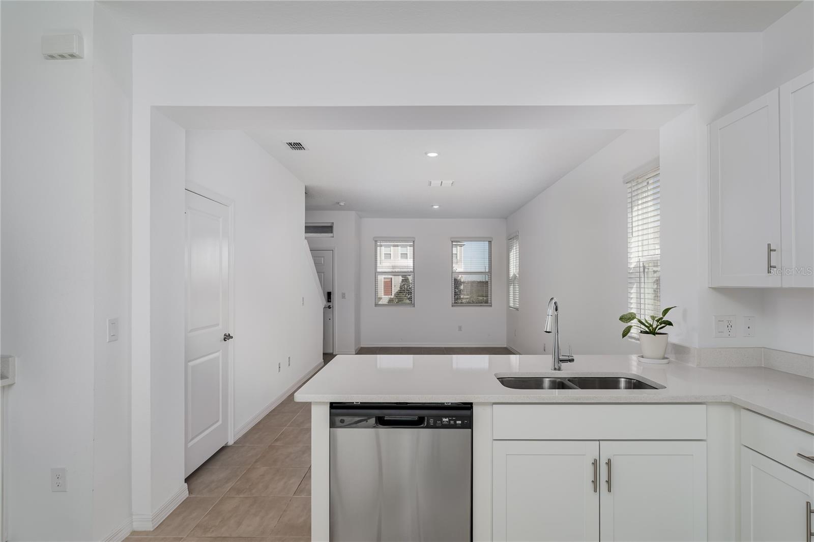 Image 7 of 31 For 6167 Whetstone Court