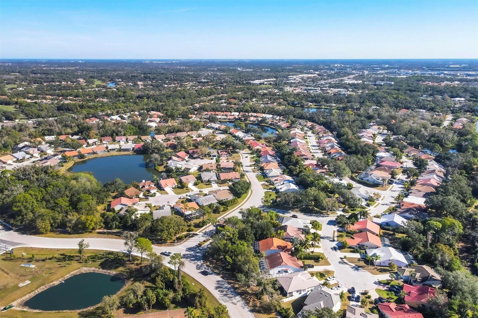 Image 38 of 39 For 4511 Del Sol Boulevard S