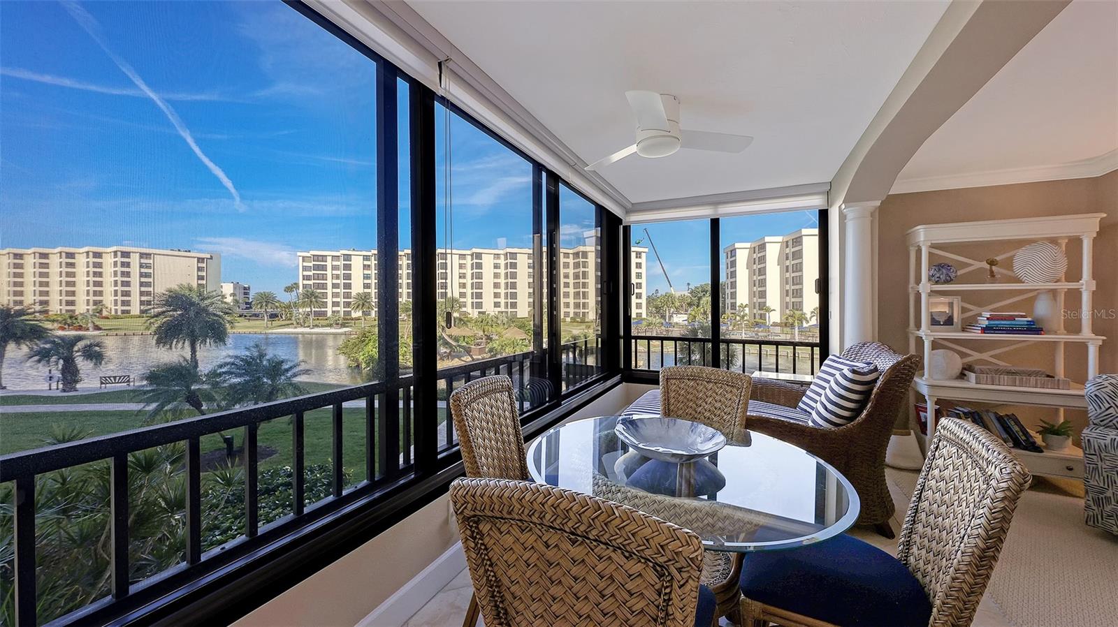 Image 7 of 35 For 5780 Midnight Pass Road 207