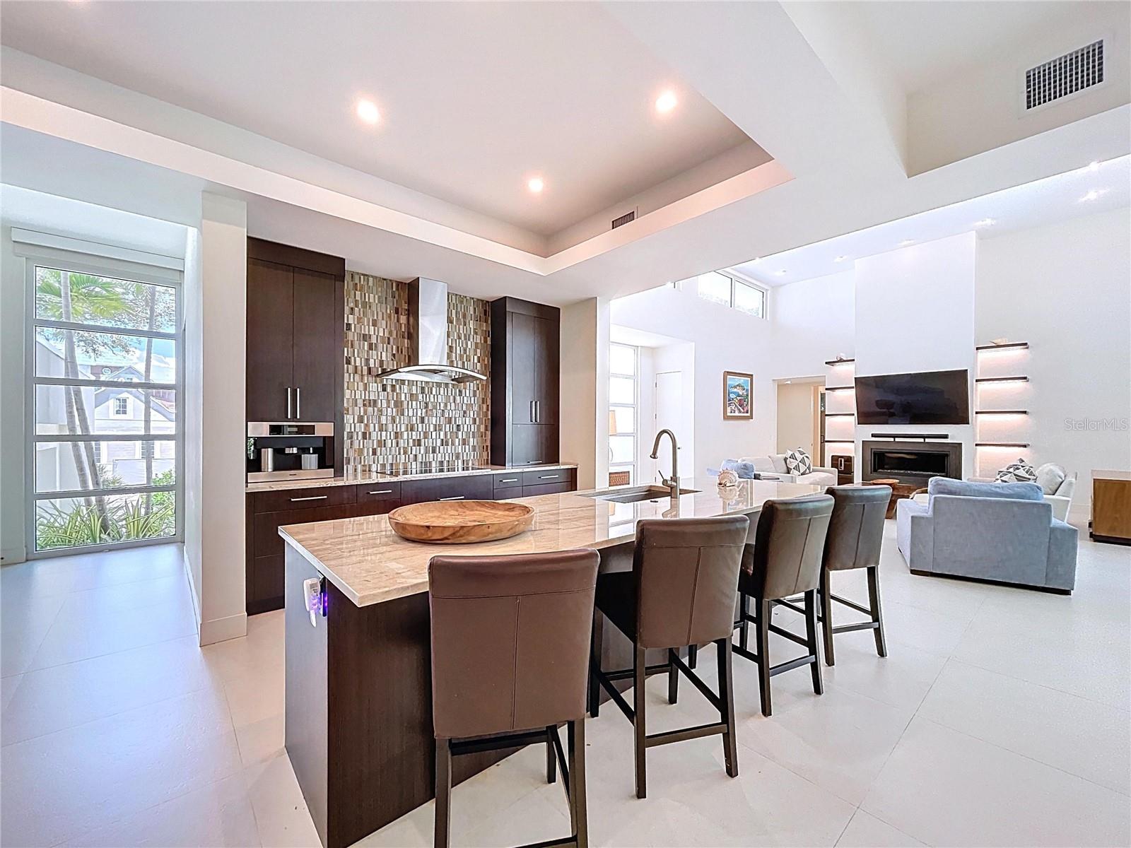 Image 15 of 90 For 1347 Harbor Drive