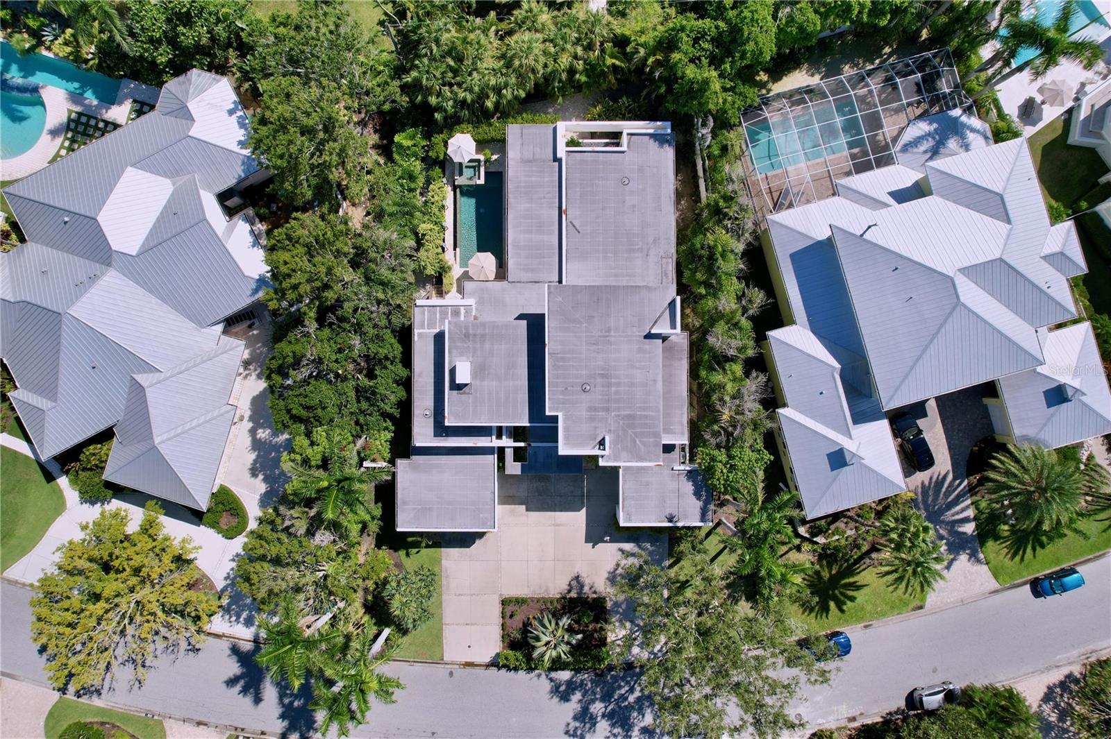 Image 2 of 90 For 1347 Harbor Drive