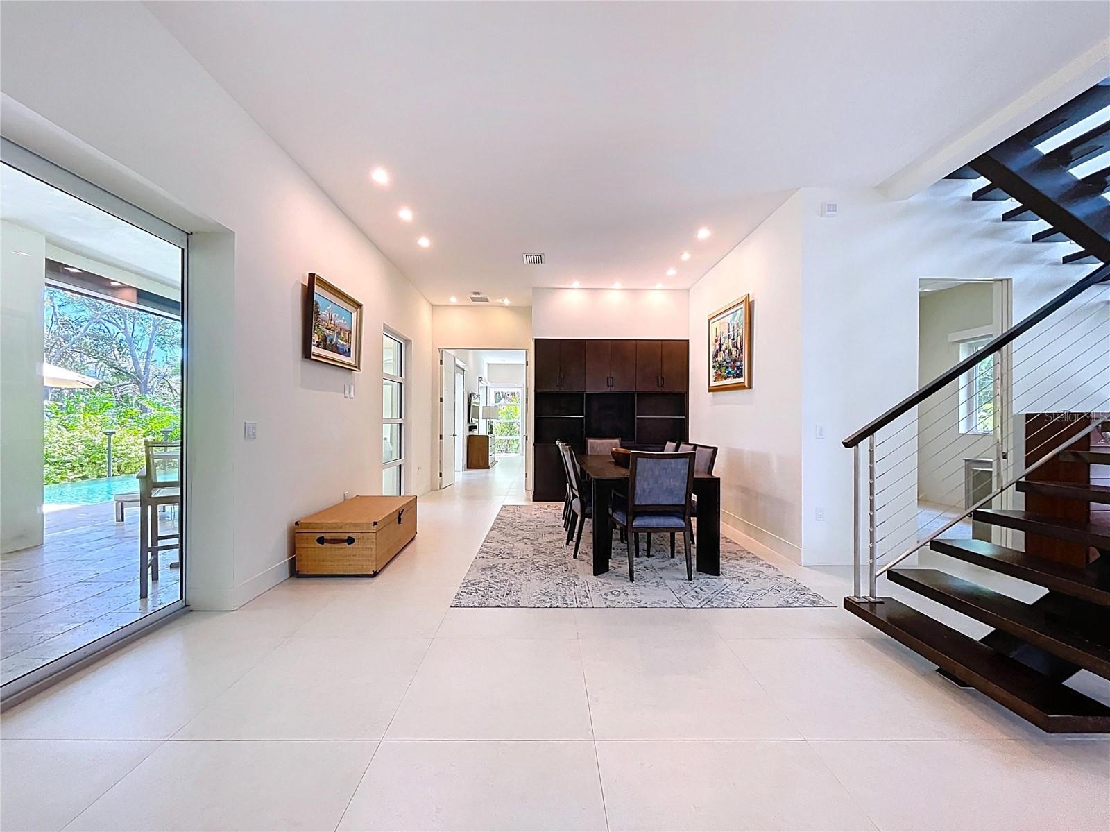 Image 35 of 90 For 1347 Harbor Drive