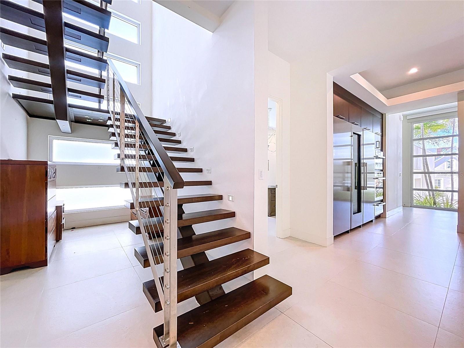 Image 44 of 90 For 1347 Harbor Drive