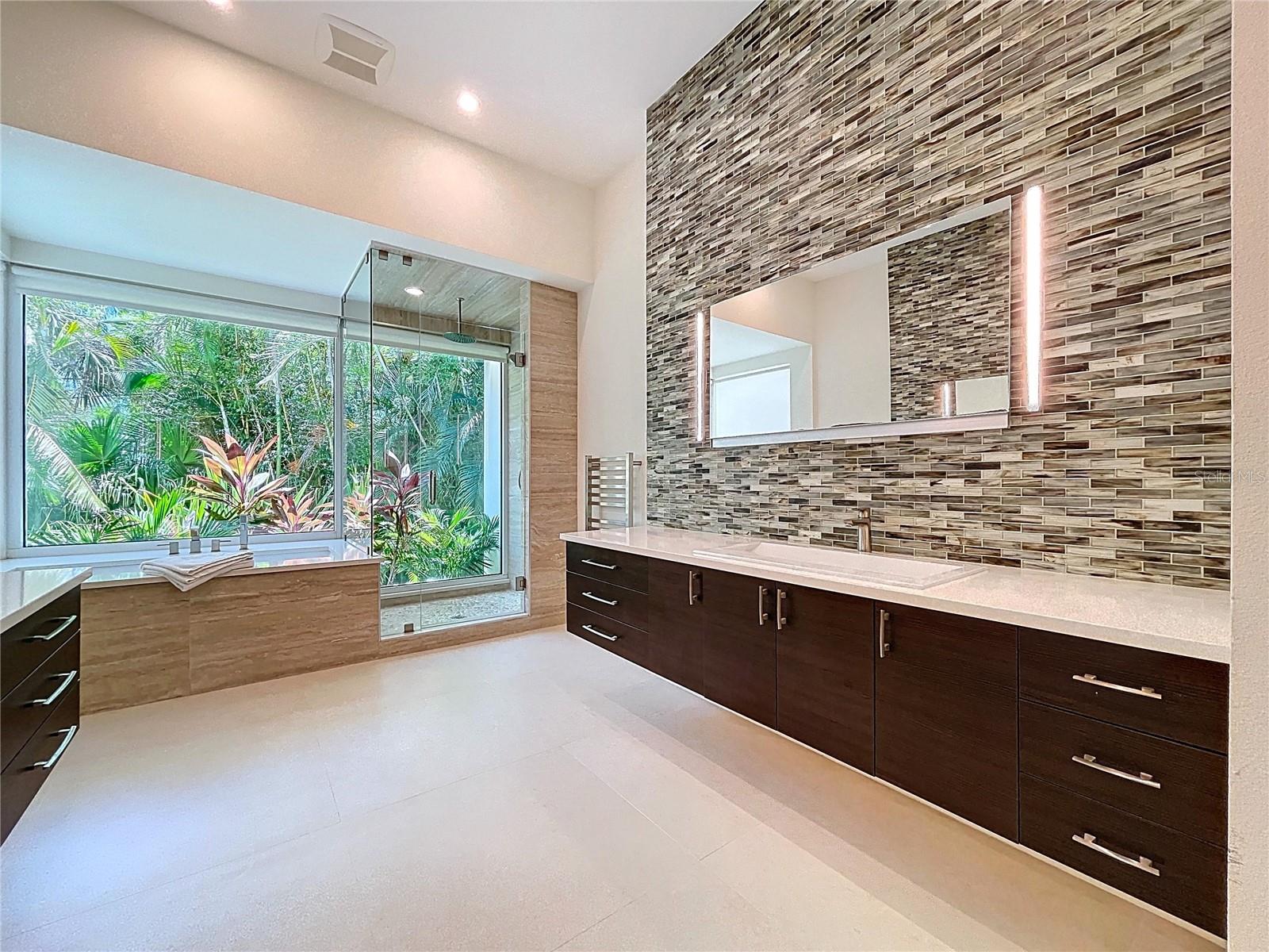 Image 45 of 90 For 1347 Harbor Drive