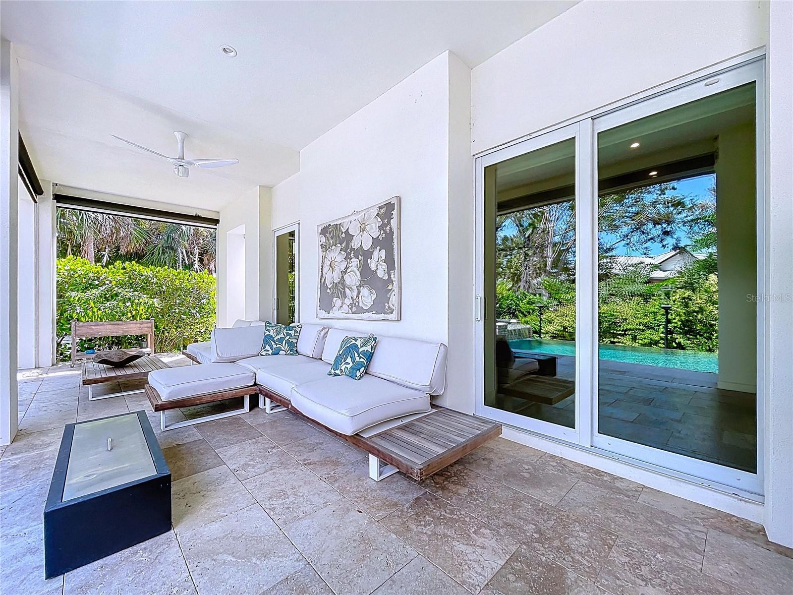 Image 63 of 90 For 1347 Harbor Drive