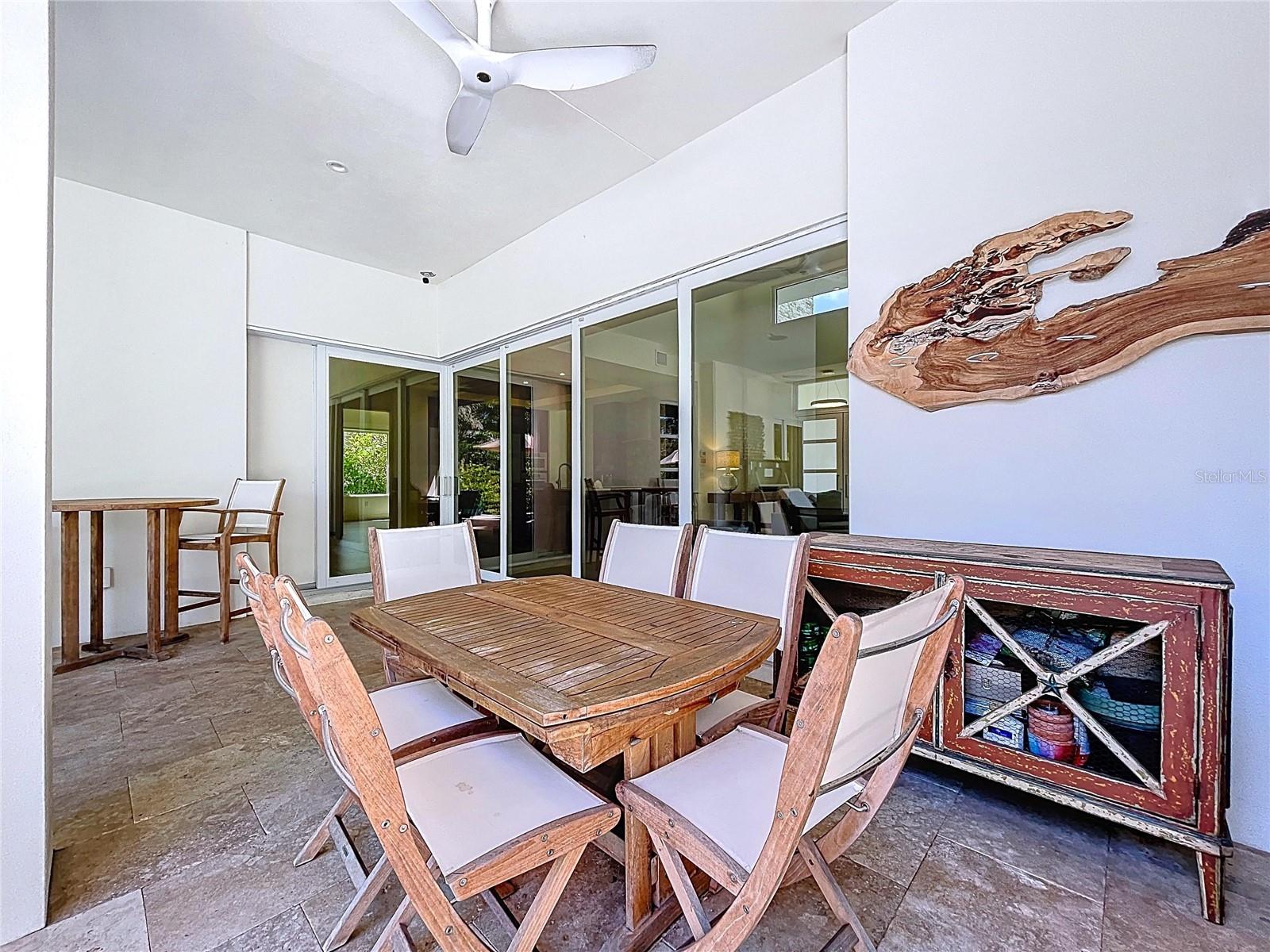 Image 65 of 90 For 1347 Harbor Drive