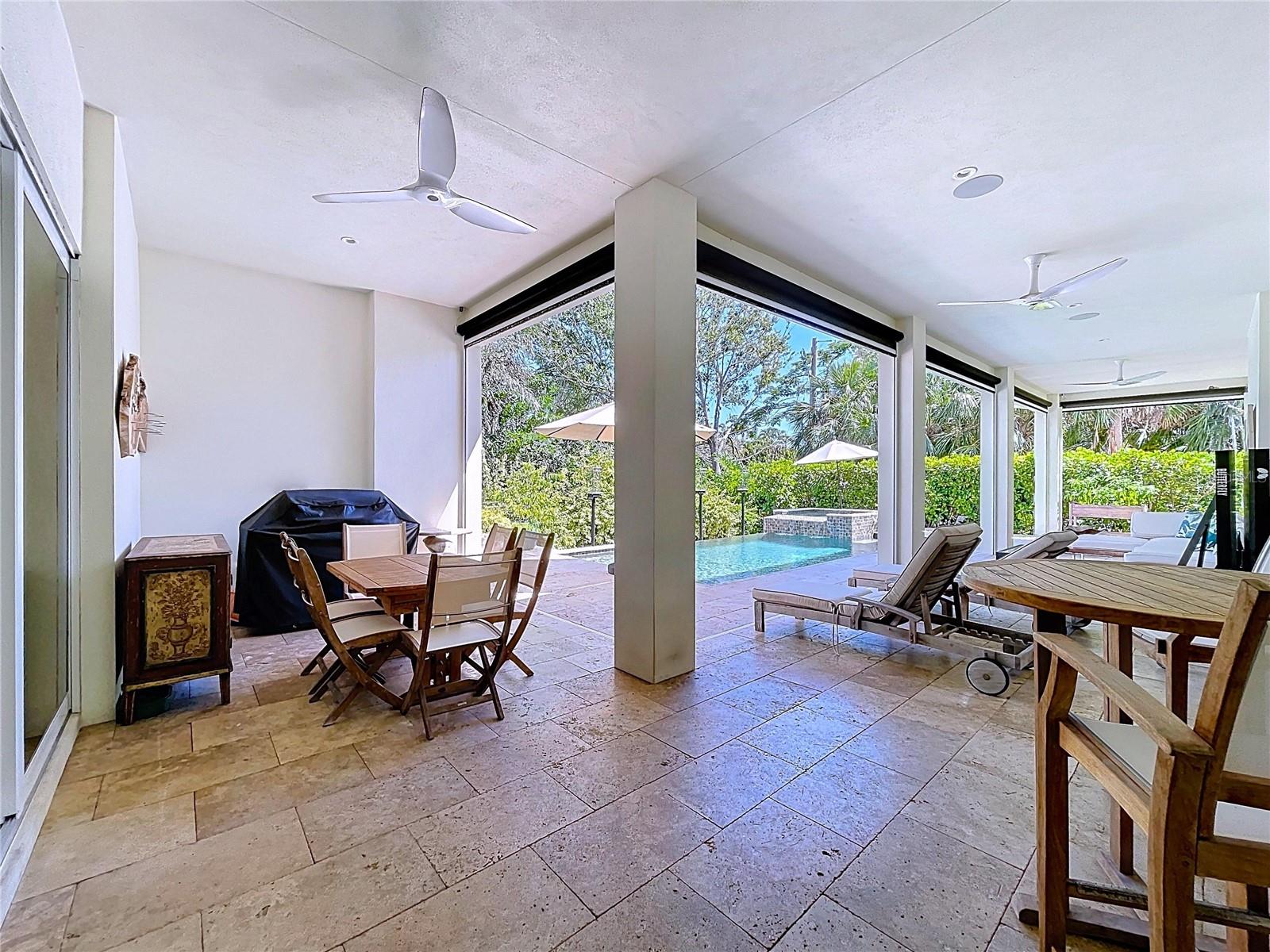 Image 68 of 90 For 1347 Harbor Drive