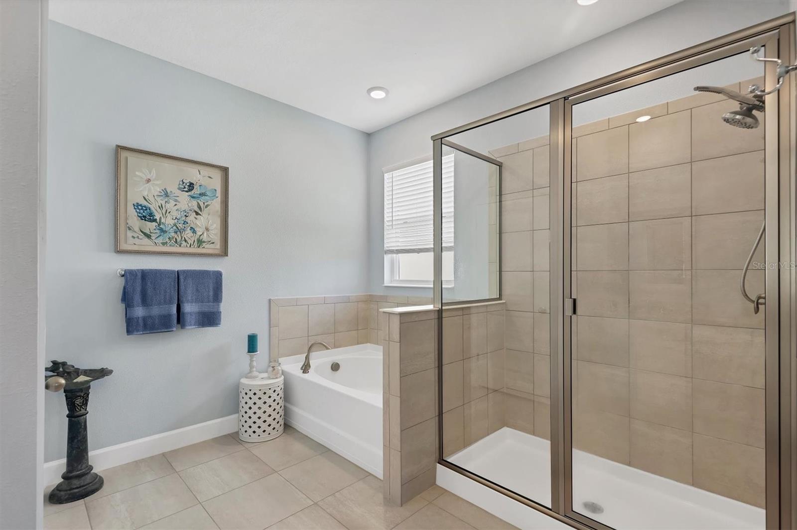 Image 28 of 55 For 15917 5th Avenue E