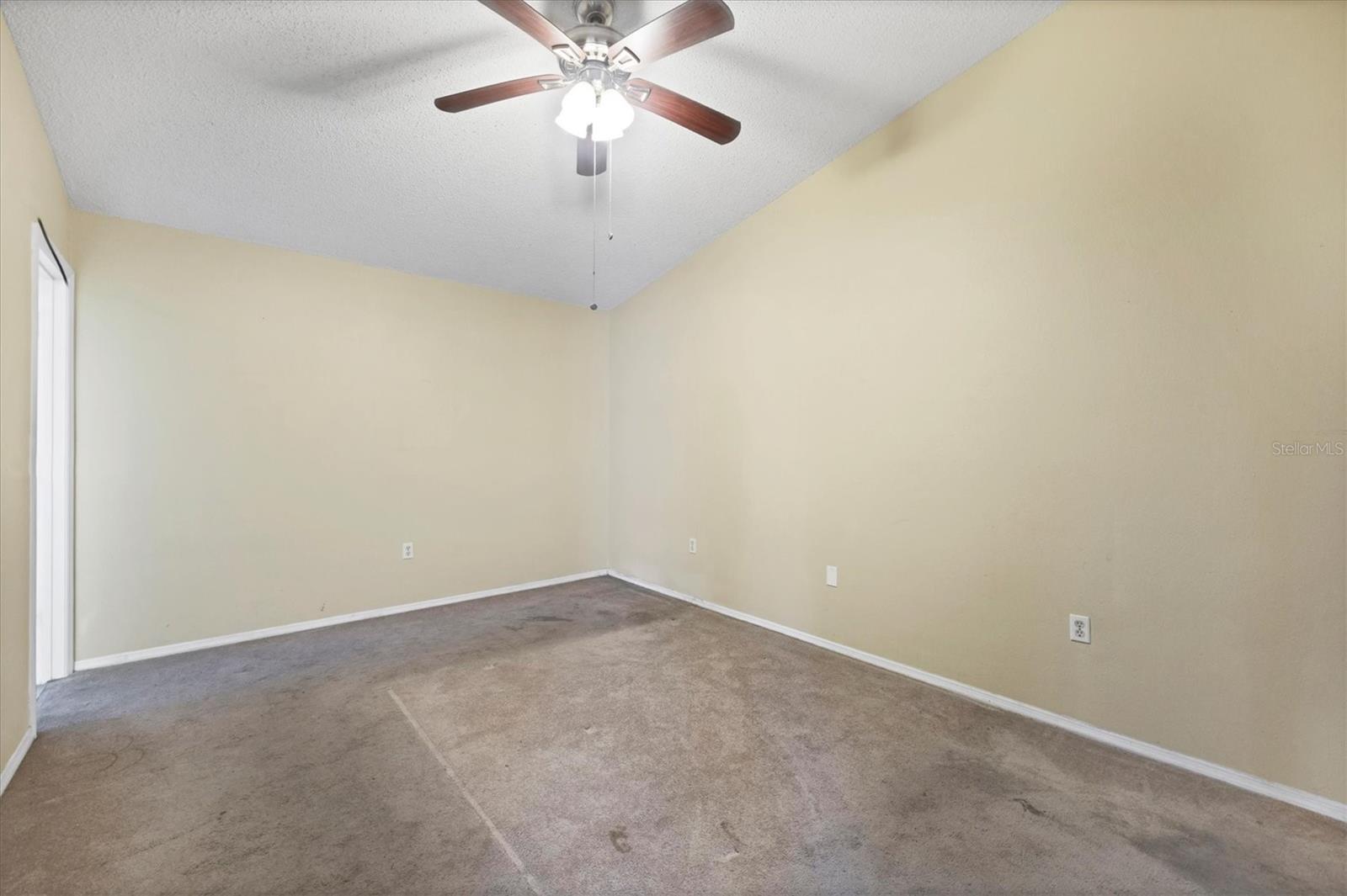 Image 13 of 28 For 444 Chartley Court S