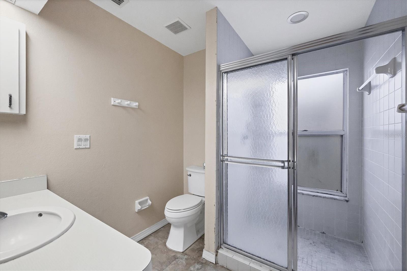 Image 15 of 28 For 444 Chartley Court S