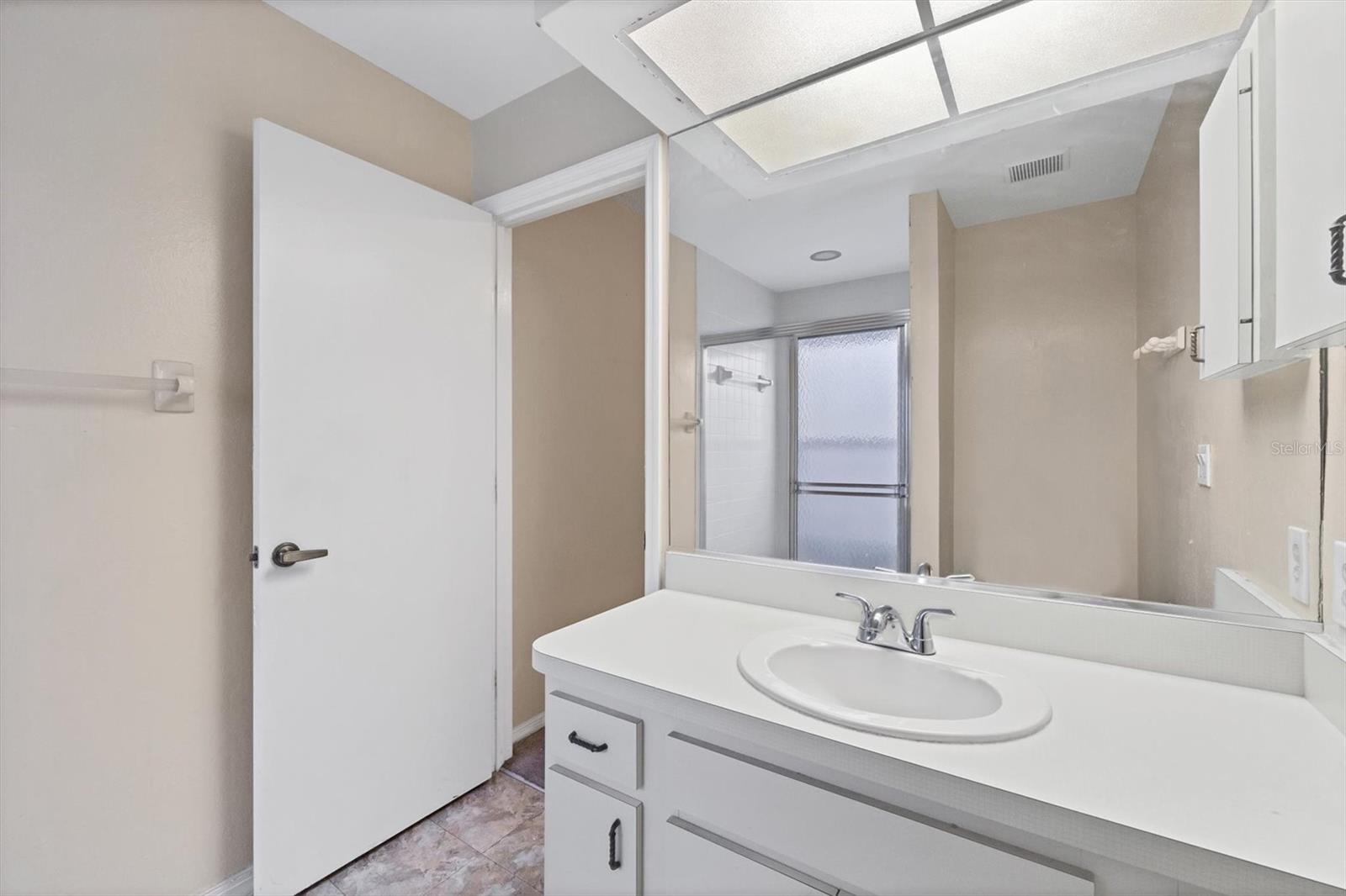 Image 16 of 28 For 444 Chartley Court S