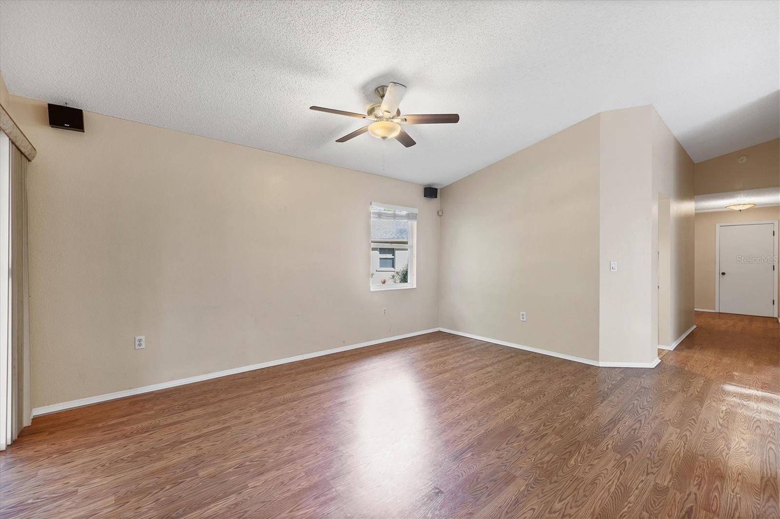 Image 6 of 28 For 444 Chartley Court S