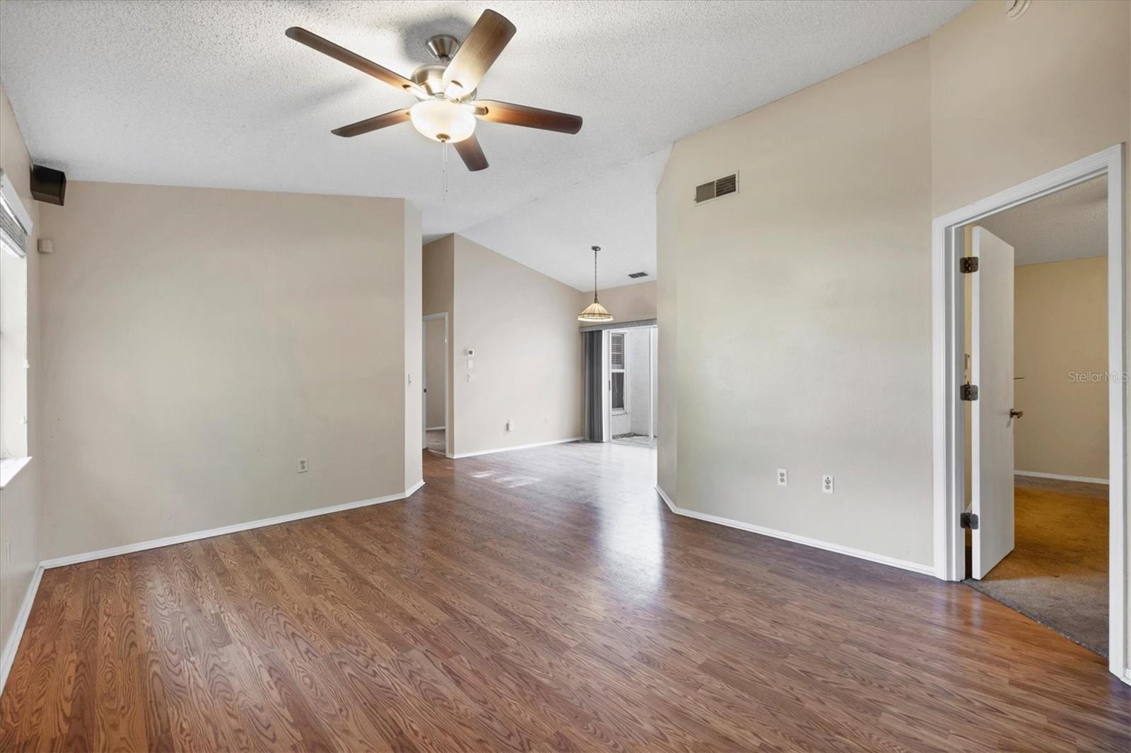 Image 7 of 28 For 444 Chartley Court S