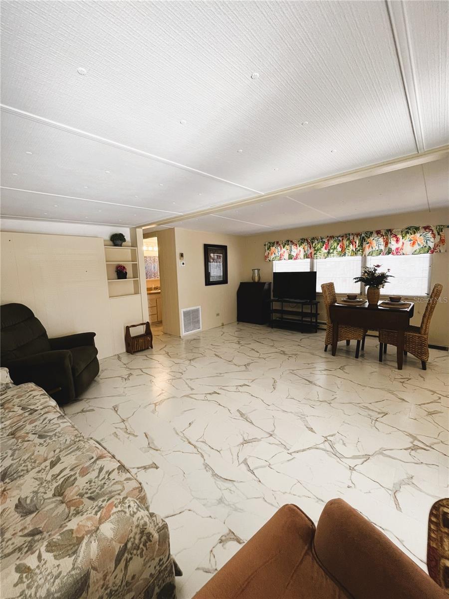 Image 13 of 53 For 6622 Nebraska Street