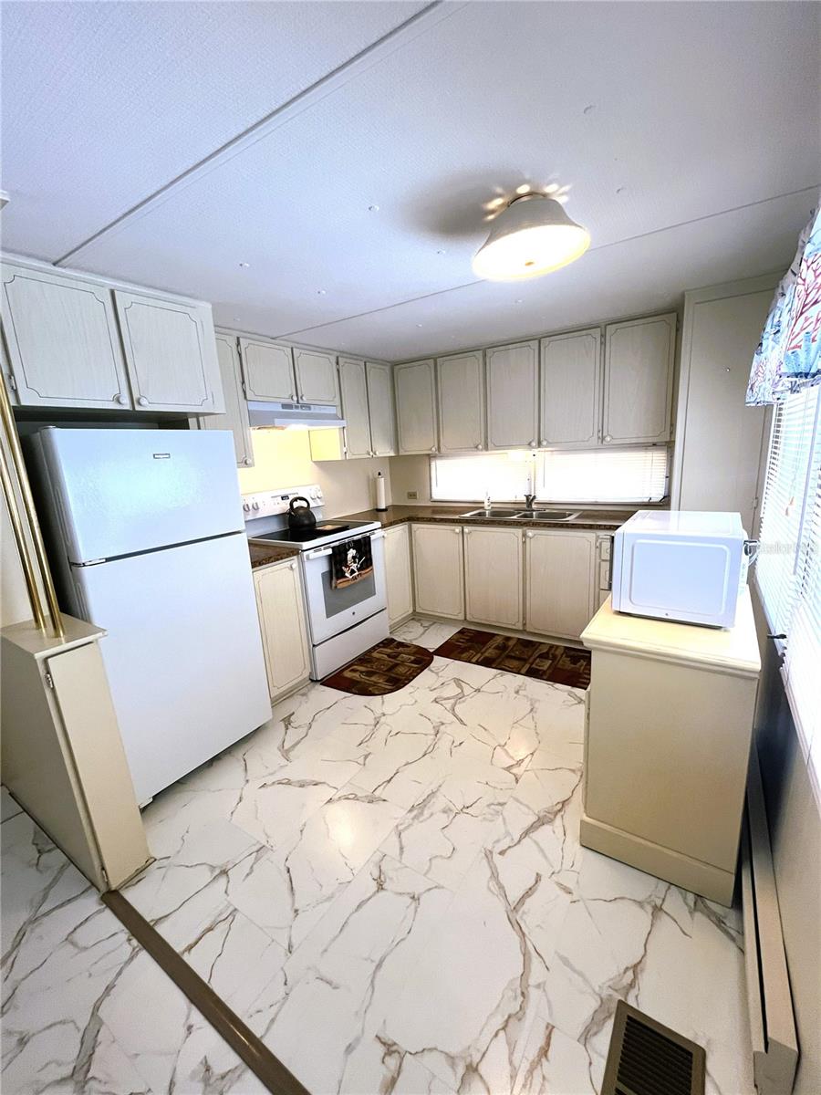 Image 6 of 53 For 6622 Nebraska Street