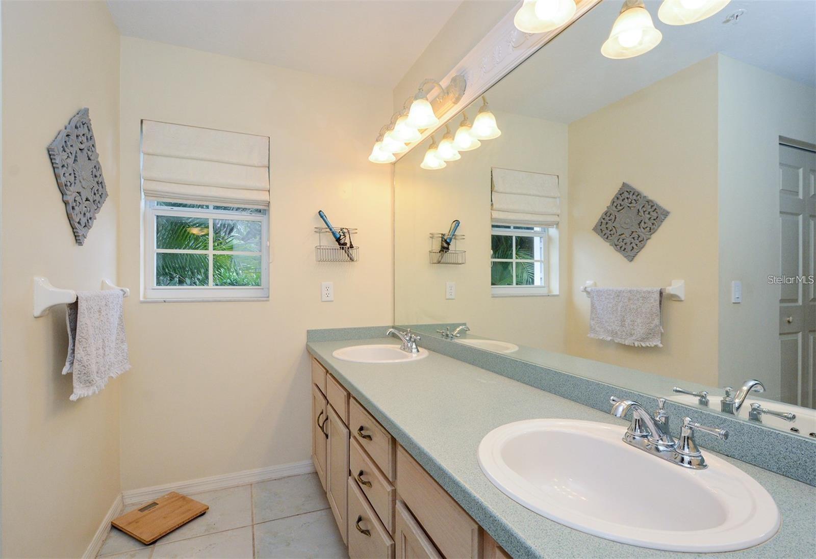 Image 12 of 22 For 4260 Central Sarasota Parkway 211