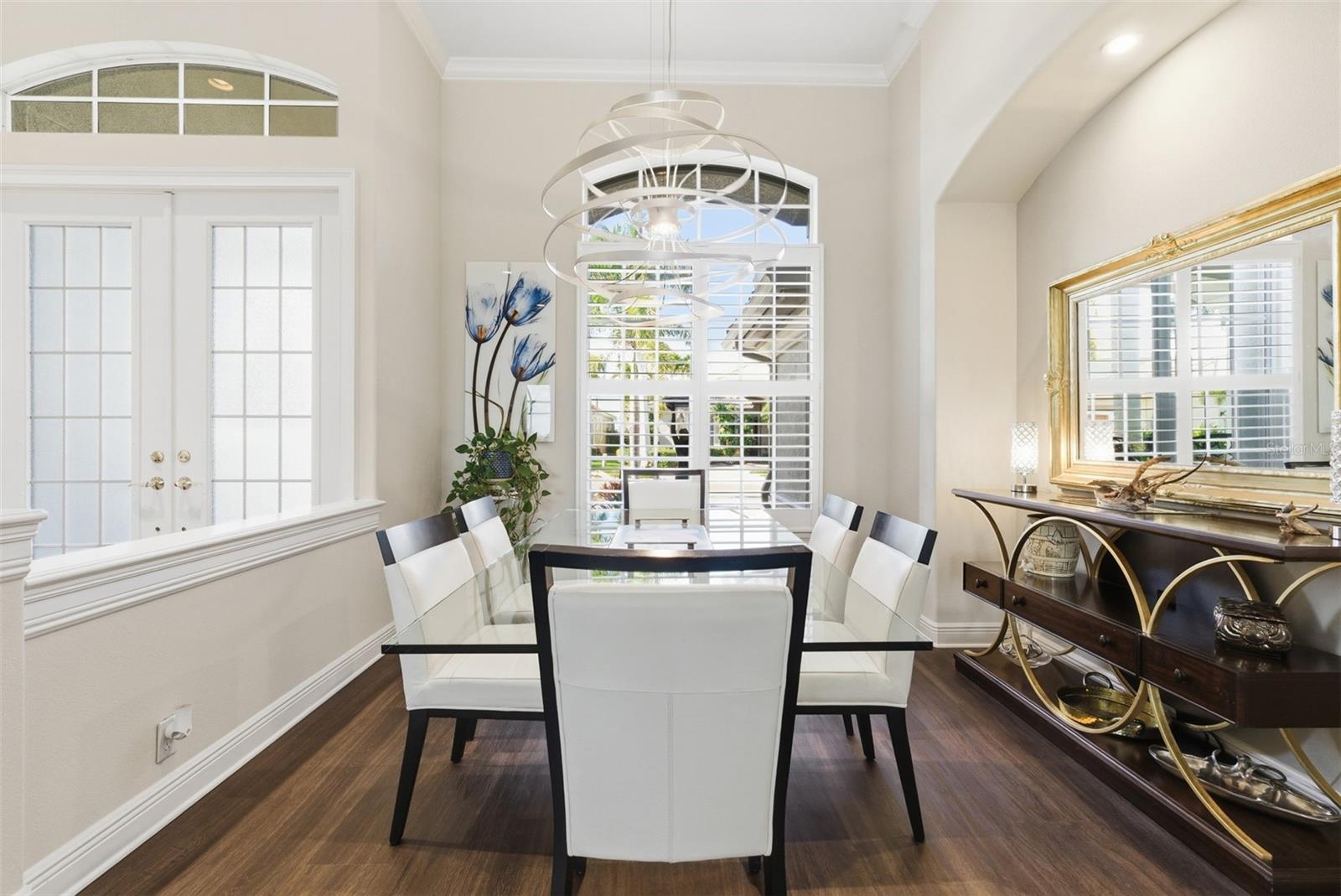 Listing photo id 11 for 120 12th Avenue E