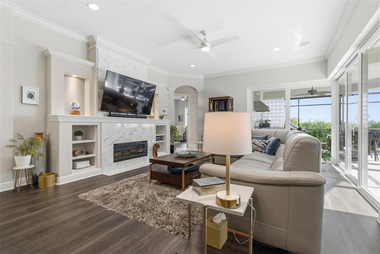 Listing photo id 26 for 120 12th Avenue E