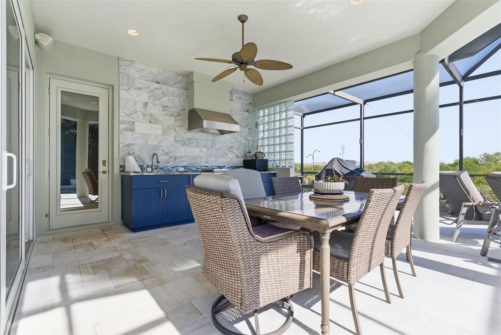 Listing photo id 58 for 120 12th Avenue E