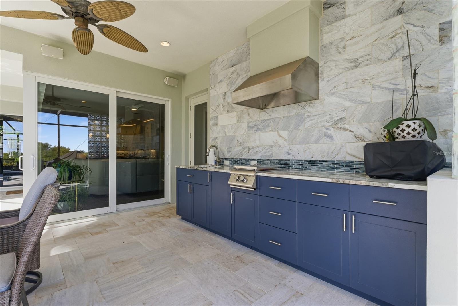 Listing photo id 61 for 120 12th Avenue E