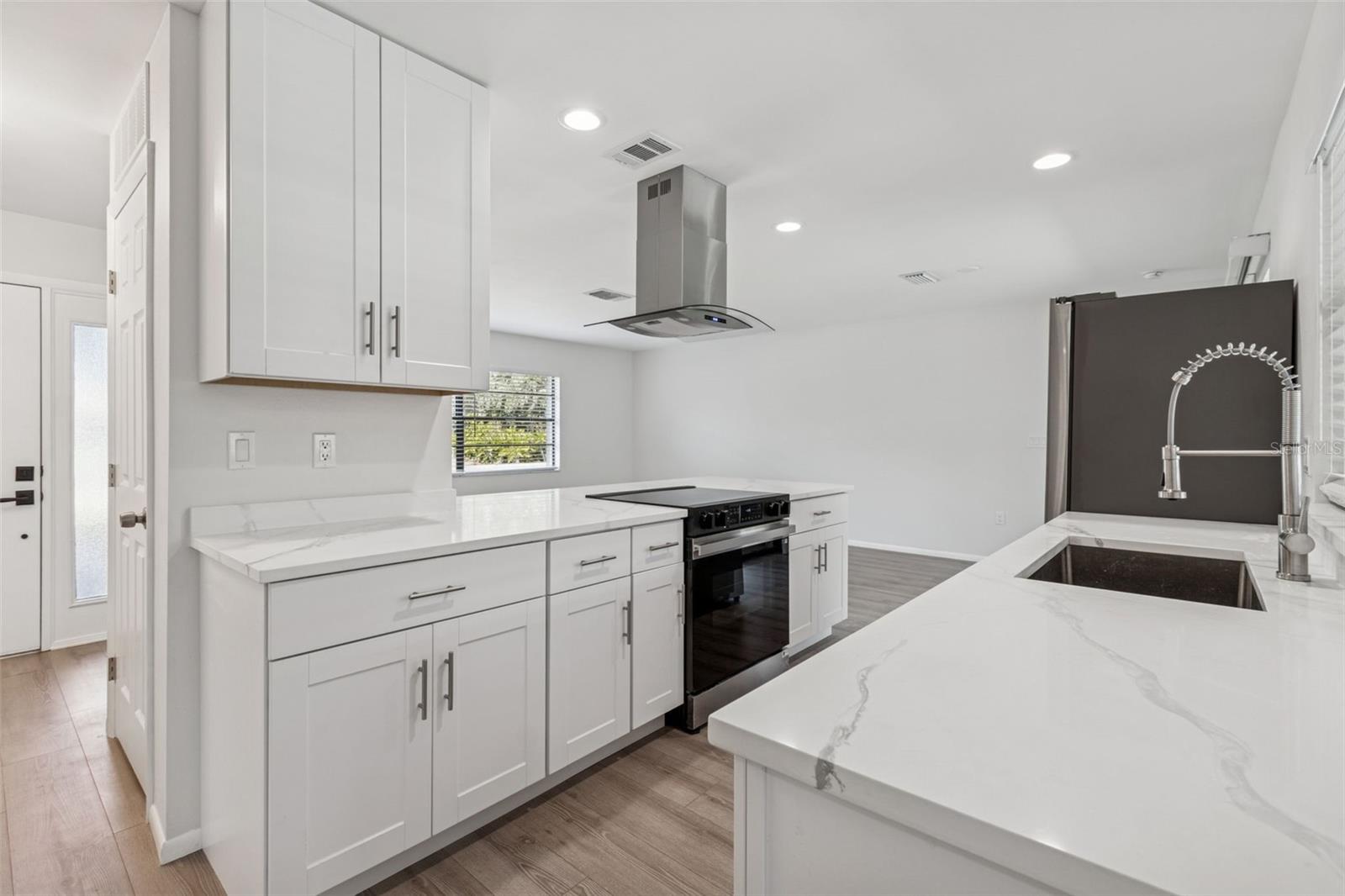 Image 17 of 100 For 4423 Meadow Creek Circle