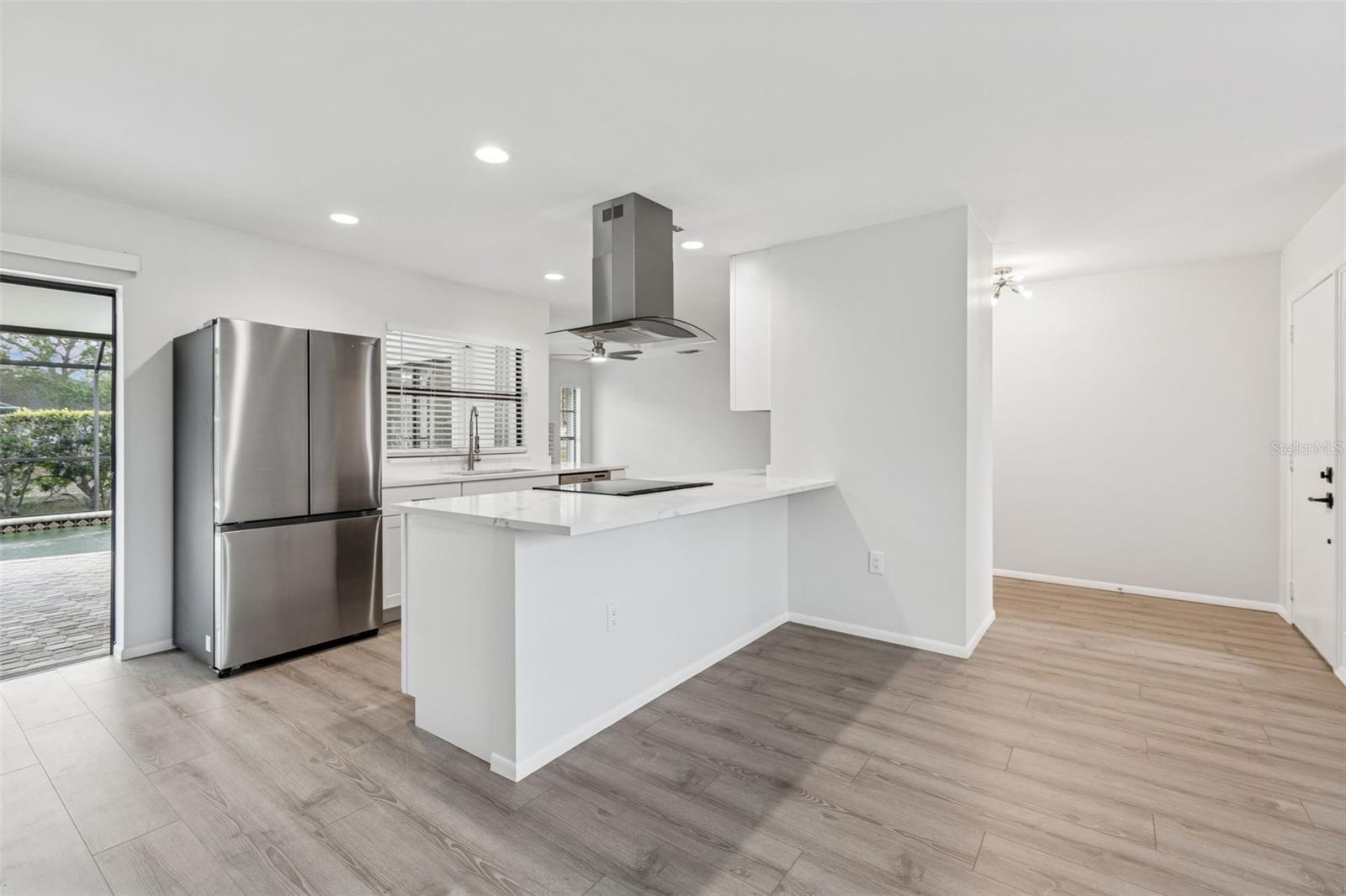 Image 18 of 100 For 4423 Meadow Creek Circle